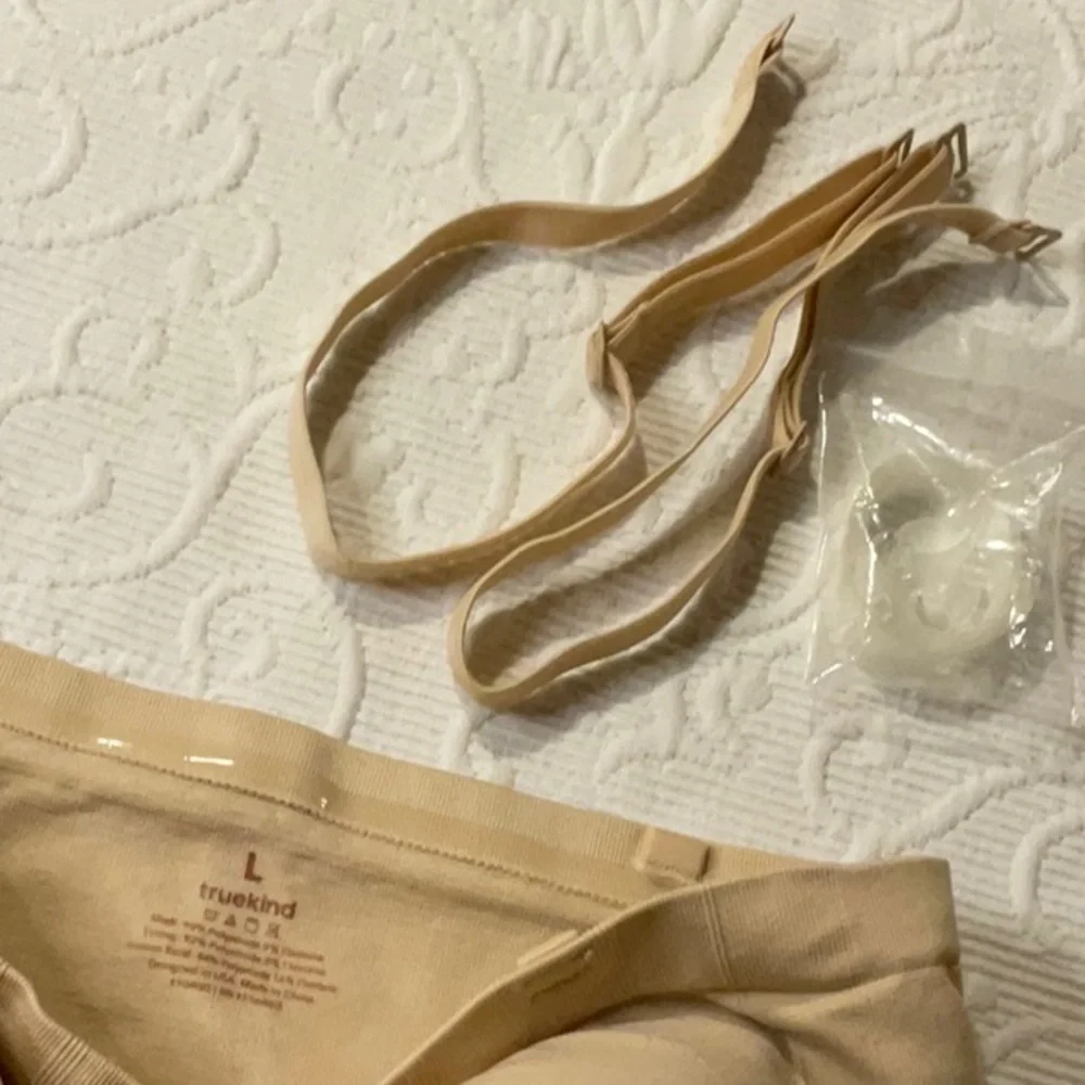 Convertible Strapless Bandeau Bra - NWT